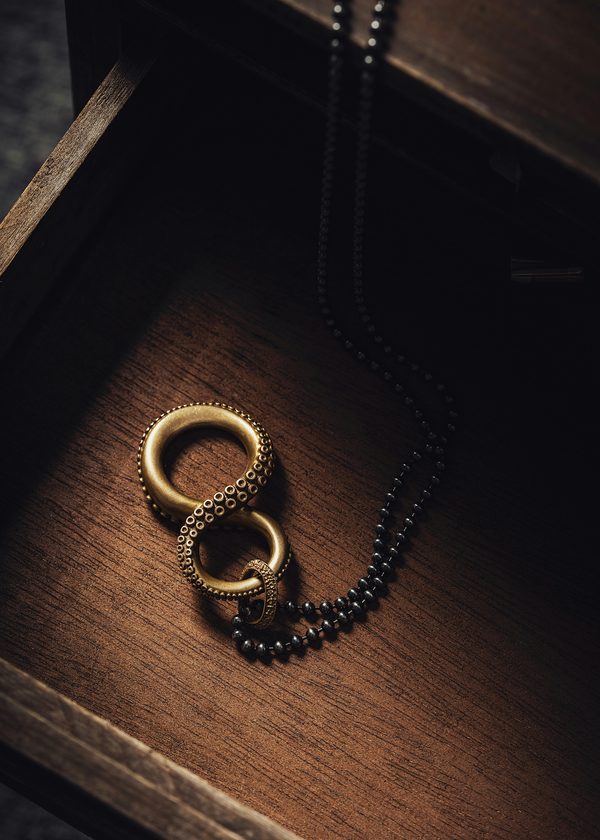 Découvrez le collier infini : une élégance intemporelle